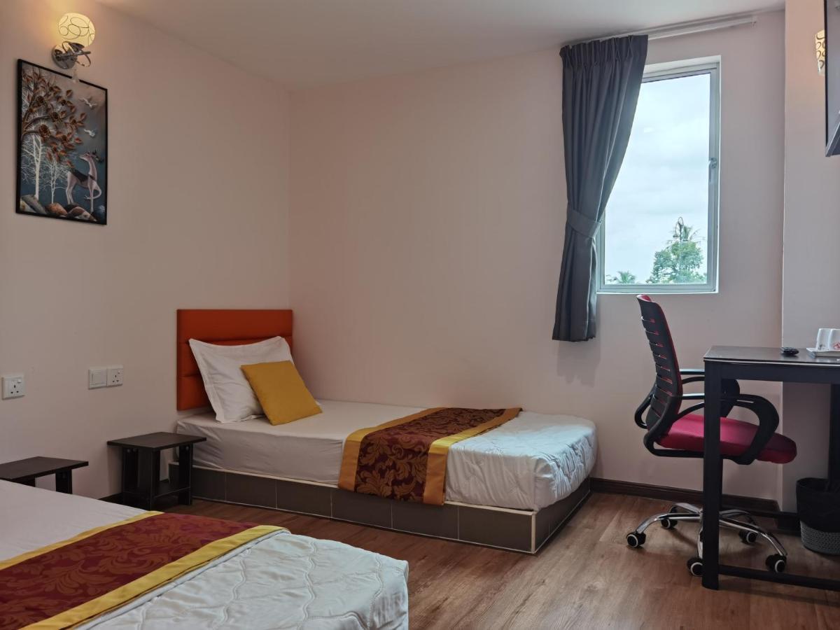 Mornings Hotel سونغاي بيتاني المظهر الخارجي الصورة